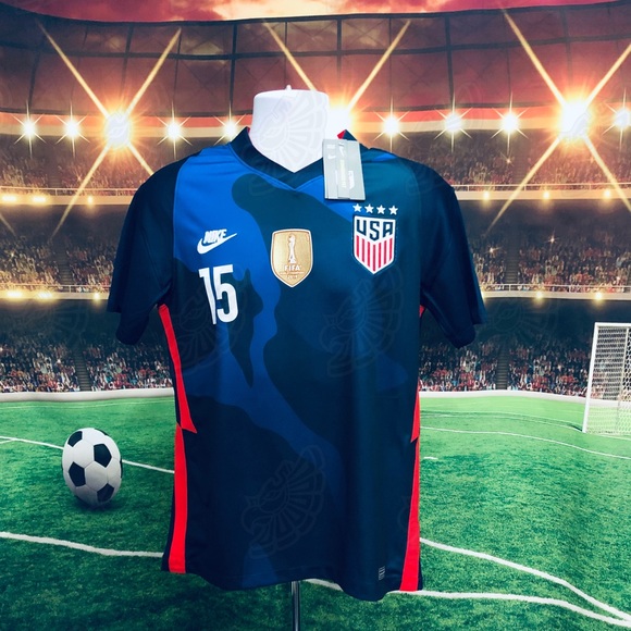 🚨 2020 USA Megan Rapinoe #15 Men’s Soccer Jersey - Picture 2 of 8